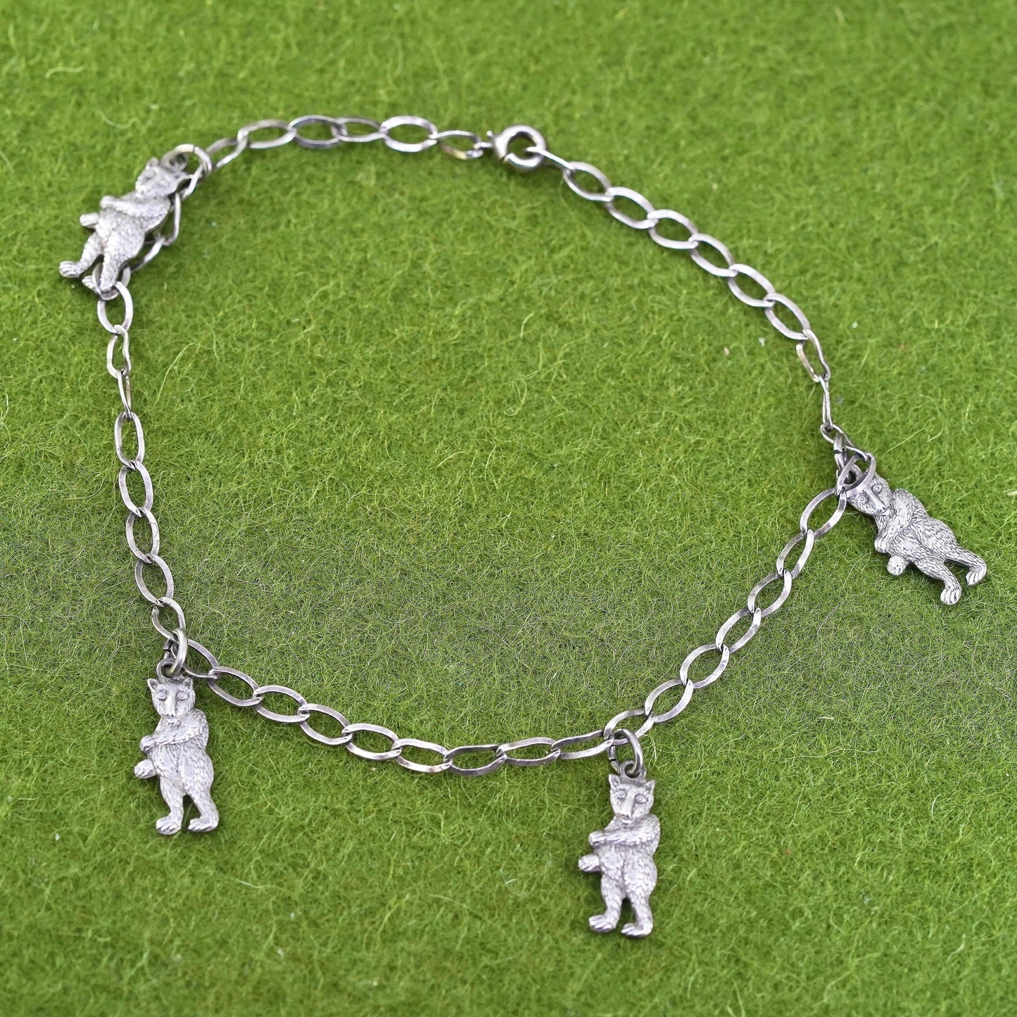 7.5” 3mm, Vintage sterling 925 silver twisted curb bracelet with bear charms