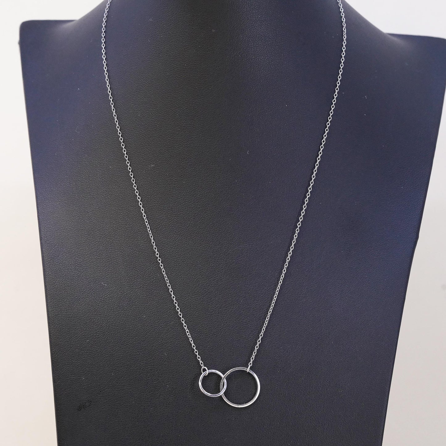 16+2”,, VTG sterling silver necklace, 925 silver circle double circle pendant