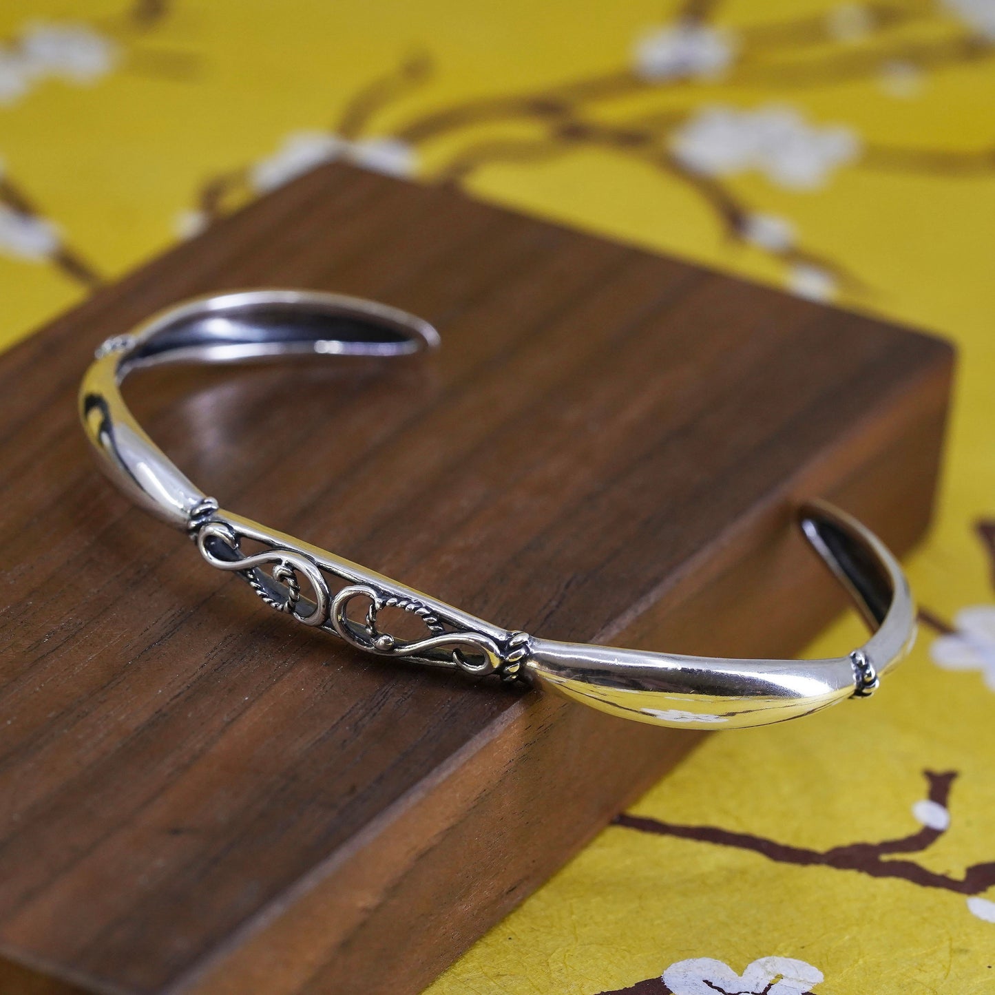 7.25”, Vintage Carolyn pollack Sterling silver bracelet, 925 filigree cuff