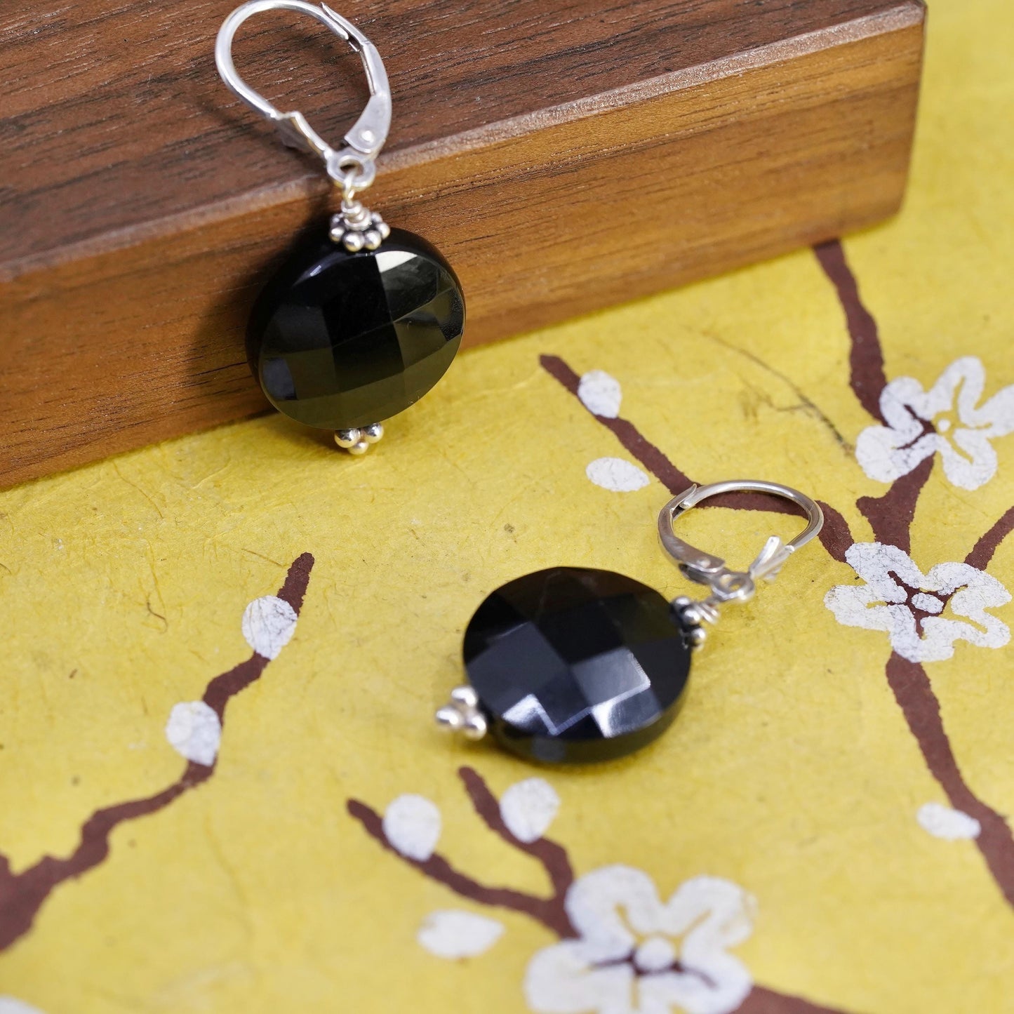 Vintage Sterling 925 silver handmade earrings with circle onyx