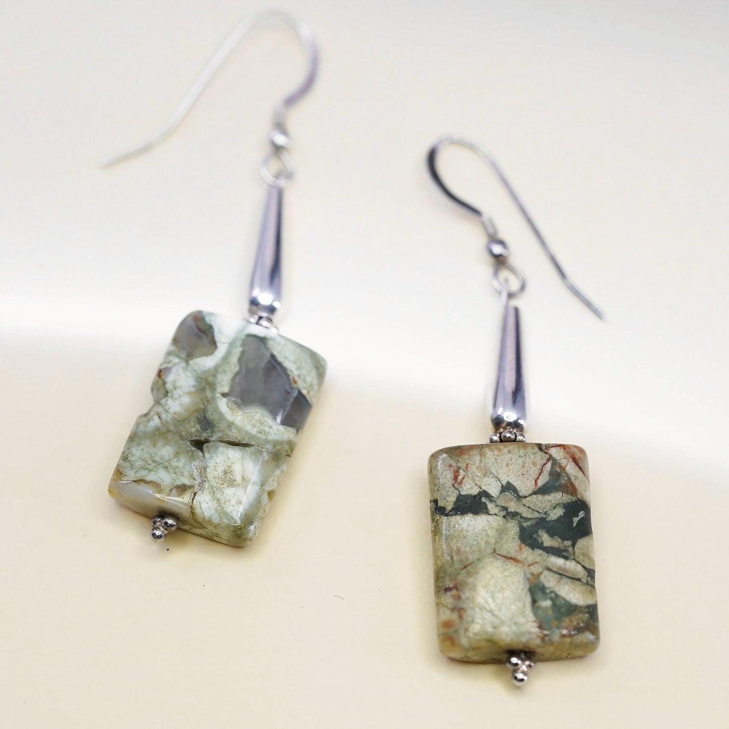 Vintage Sterling silver handmade earrings 925 silver teardrop green agate drops