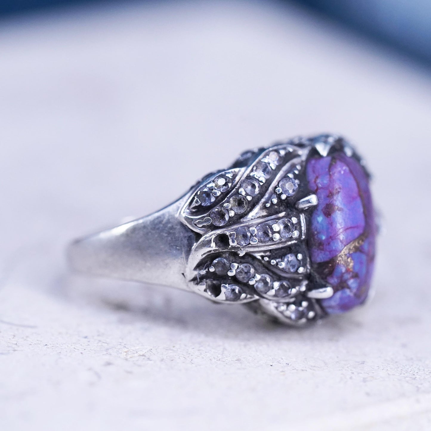 Size 7, vintage Sterling 925 silver handmade ring with purple turquoise