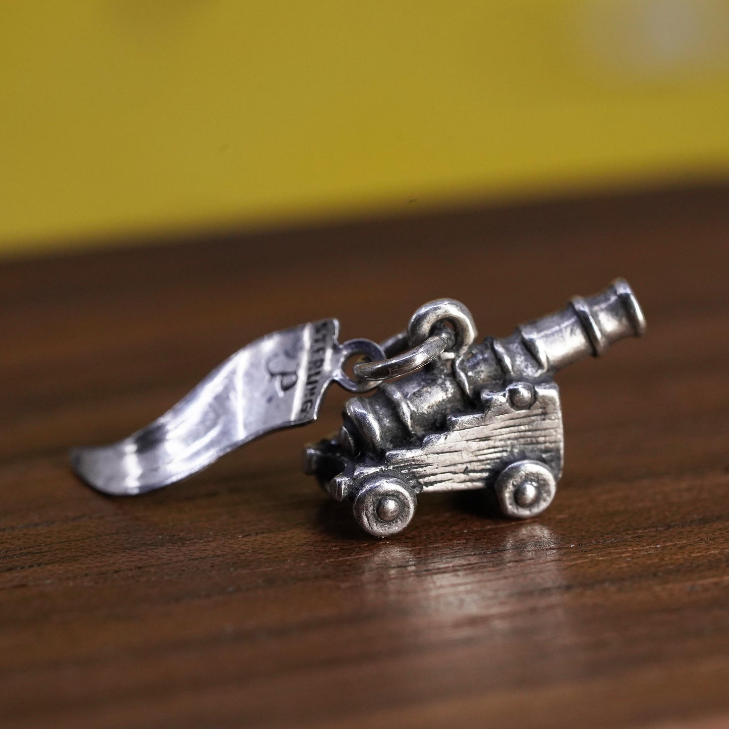 Sterling Silver 925 Old Fort Niagara NY Cannon Charm Pendant Souvenir Military