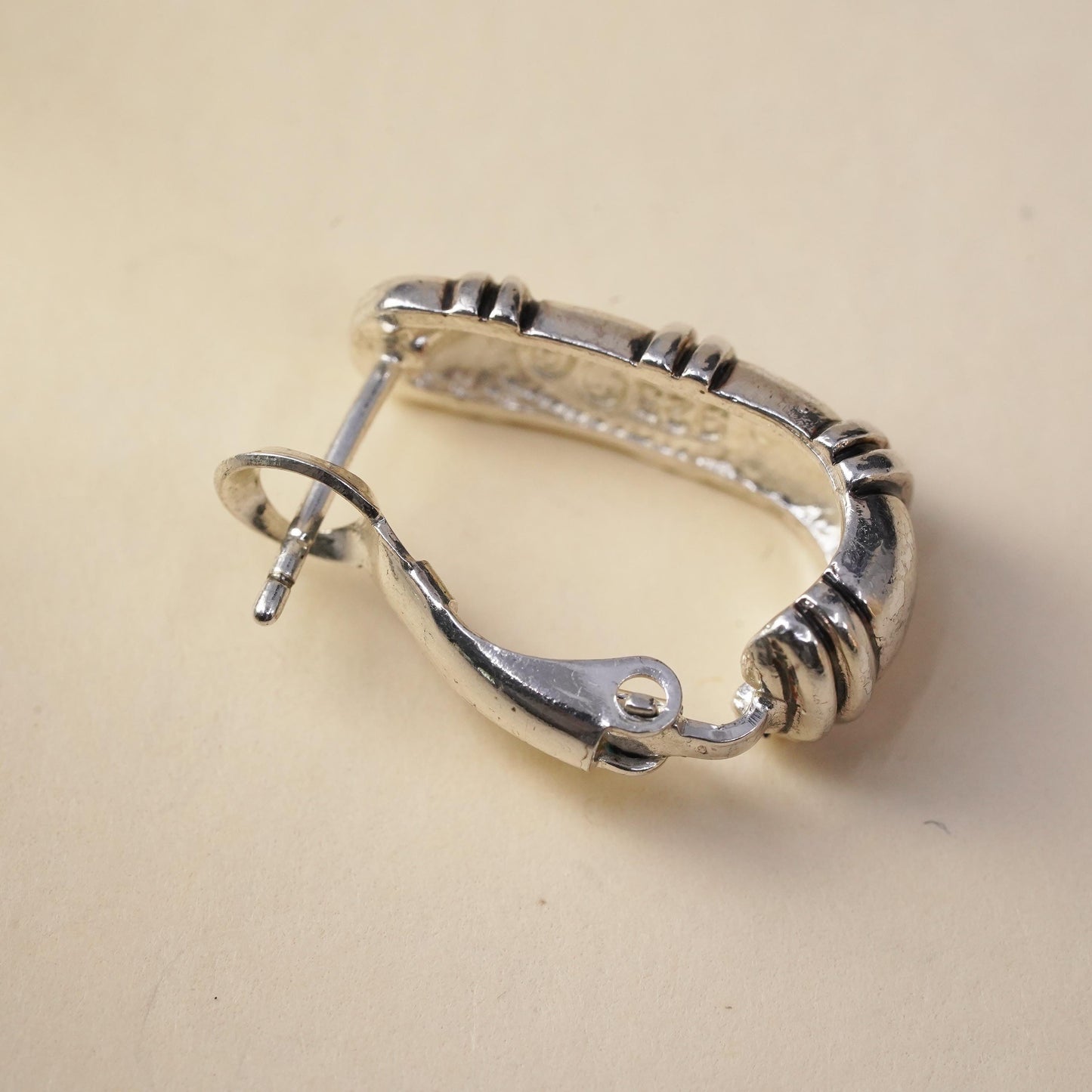 Vintage handmade single earring. Sterling 925 silver ribbed stud