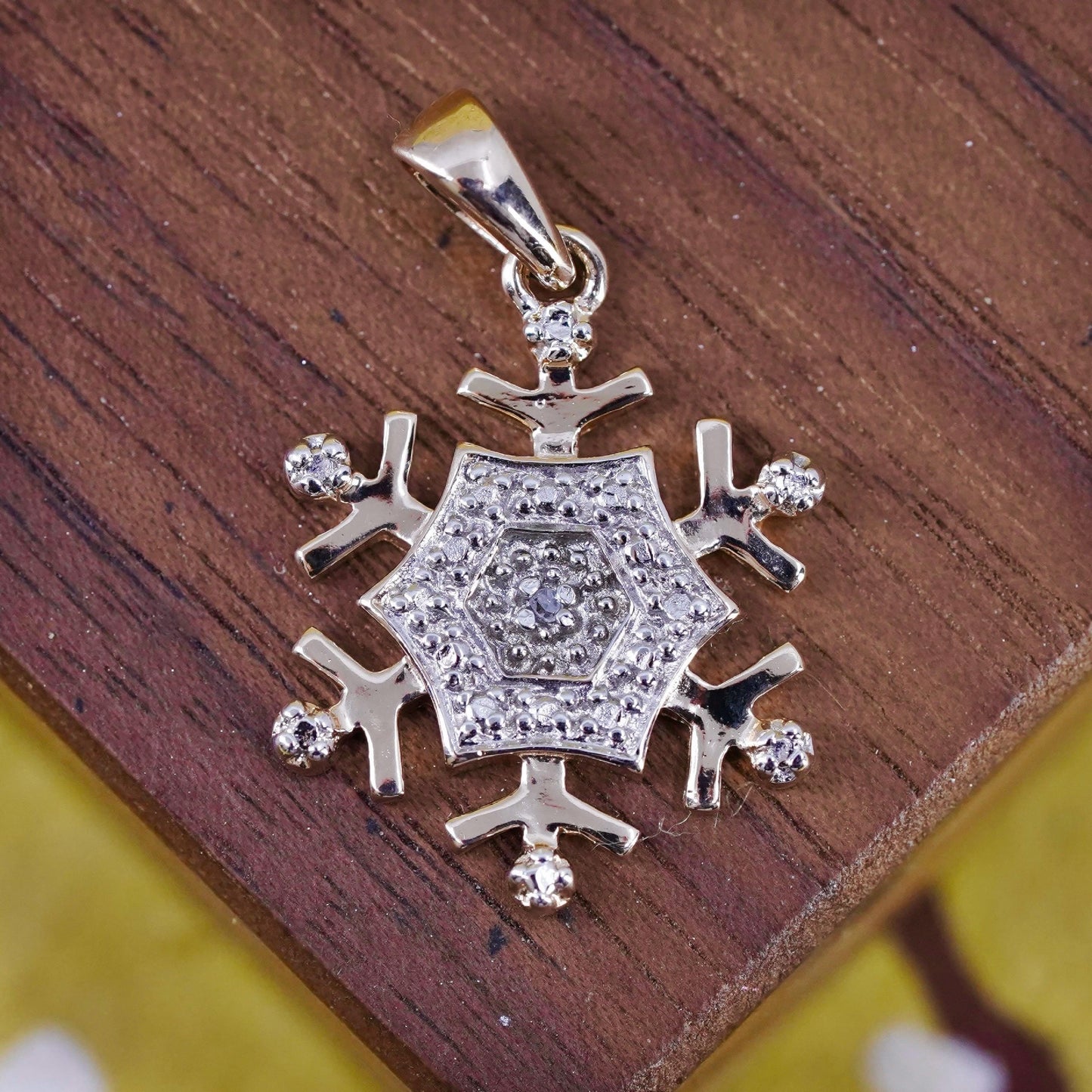 Vintage gold plated sterling 925 silver snowflake charm pendant with diamond