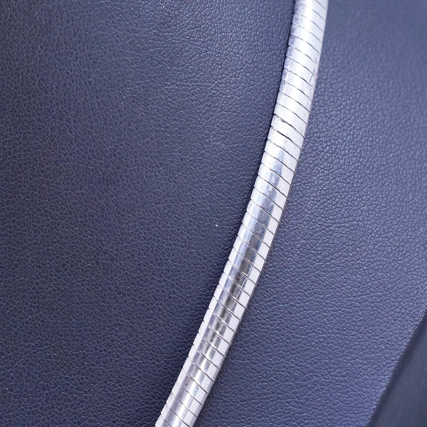 18" 5mm, vintage Milor Sterling silver necklace, curved 925 herringbone chain