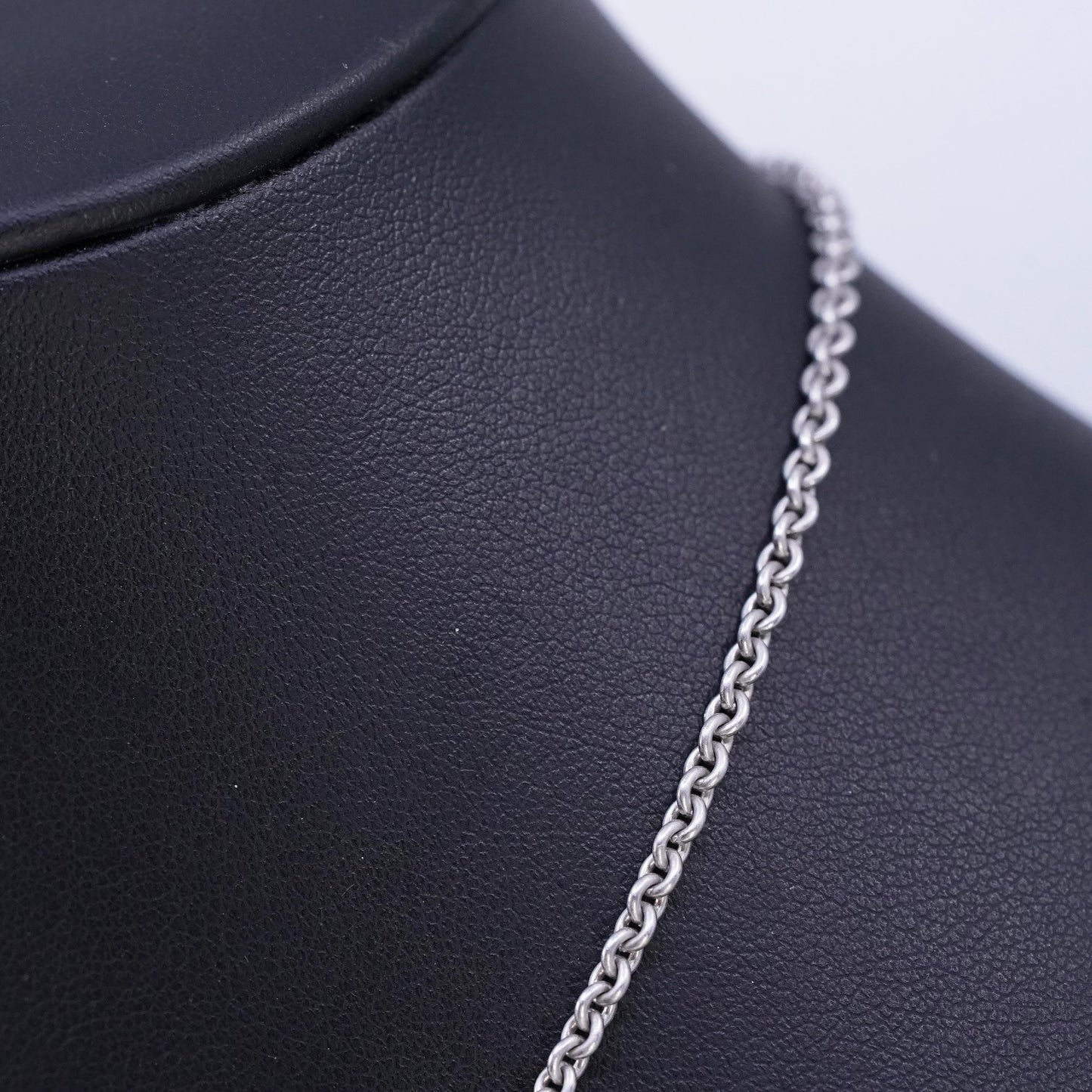 15" 2mm, vintage Sterling 925 silver circle chain necklace