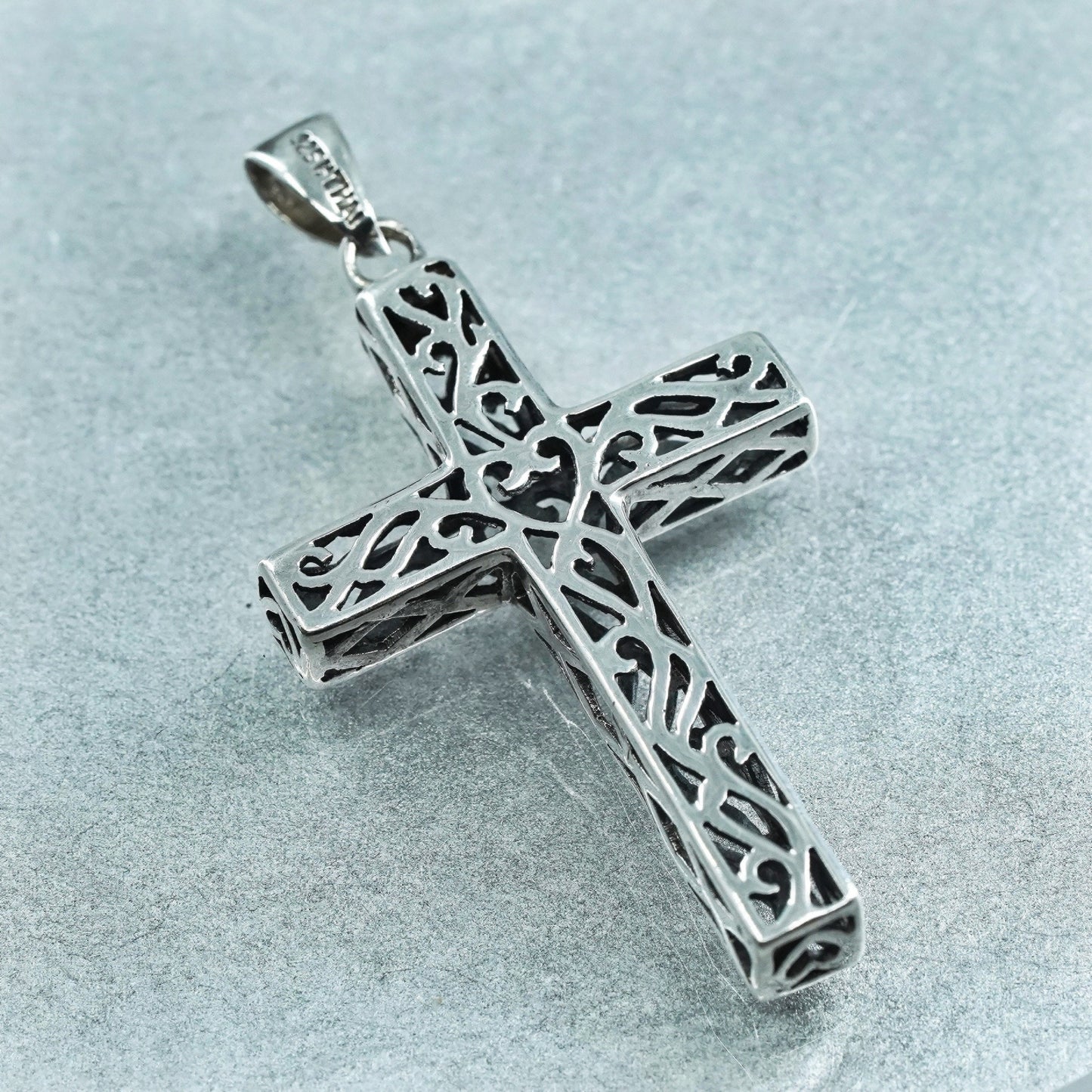 Vintage sterling 925 silver handmade filigree cross pendant