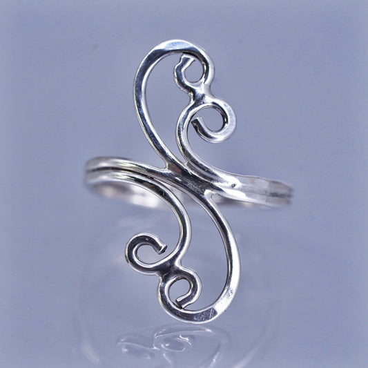 Size 4.5, vintage Sterling 925 silver handmade ring, swirly band