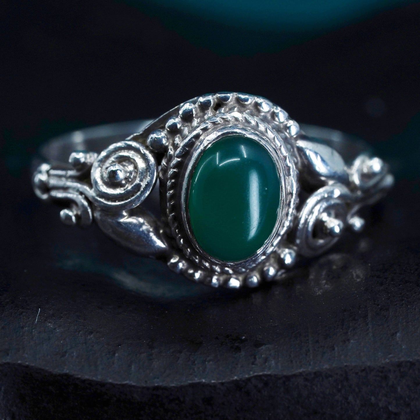 Size 7.25, vintage sterling 925 silver handmade ring with jade
