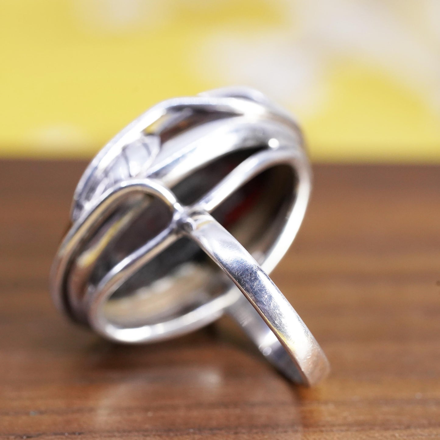 Size 7.5, vintage Sterling 925 silver statement wired ring oval Amber leaves