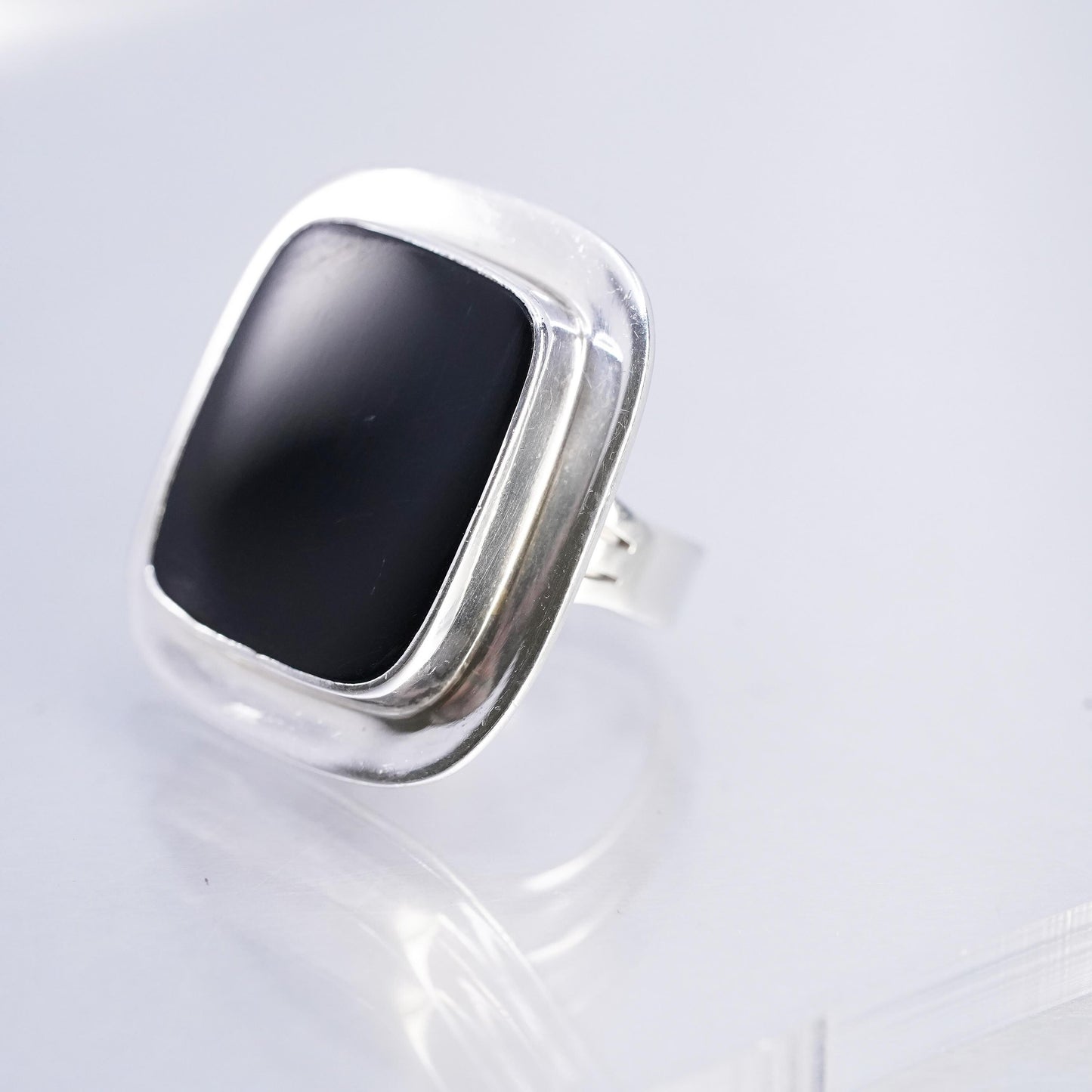Size 6, vintage Mexican Sterling 925 silver handmade ring w/ square onyx inlay