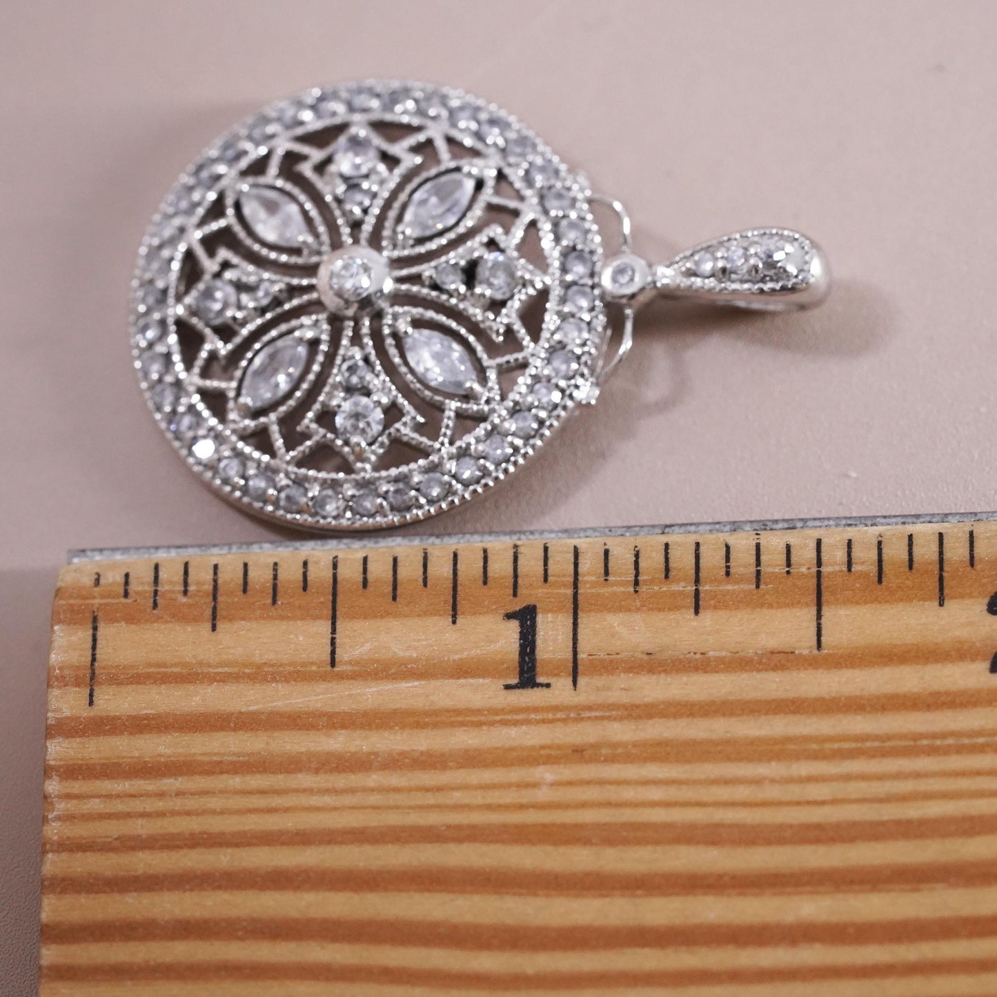 Vintage Sterling 925 silver circle pendant with cluster cz