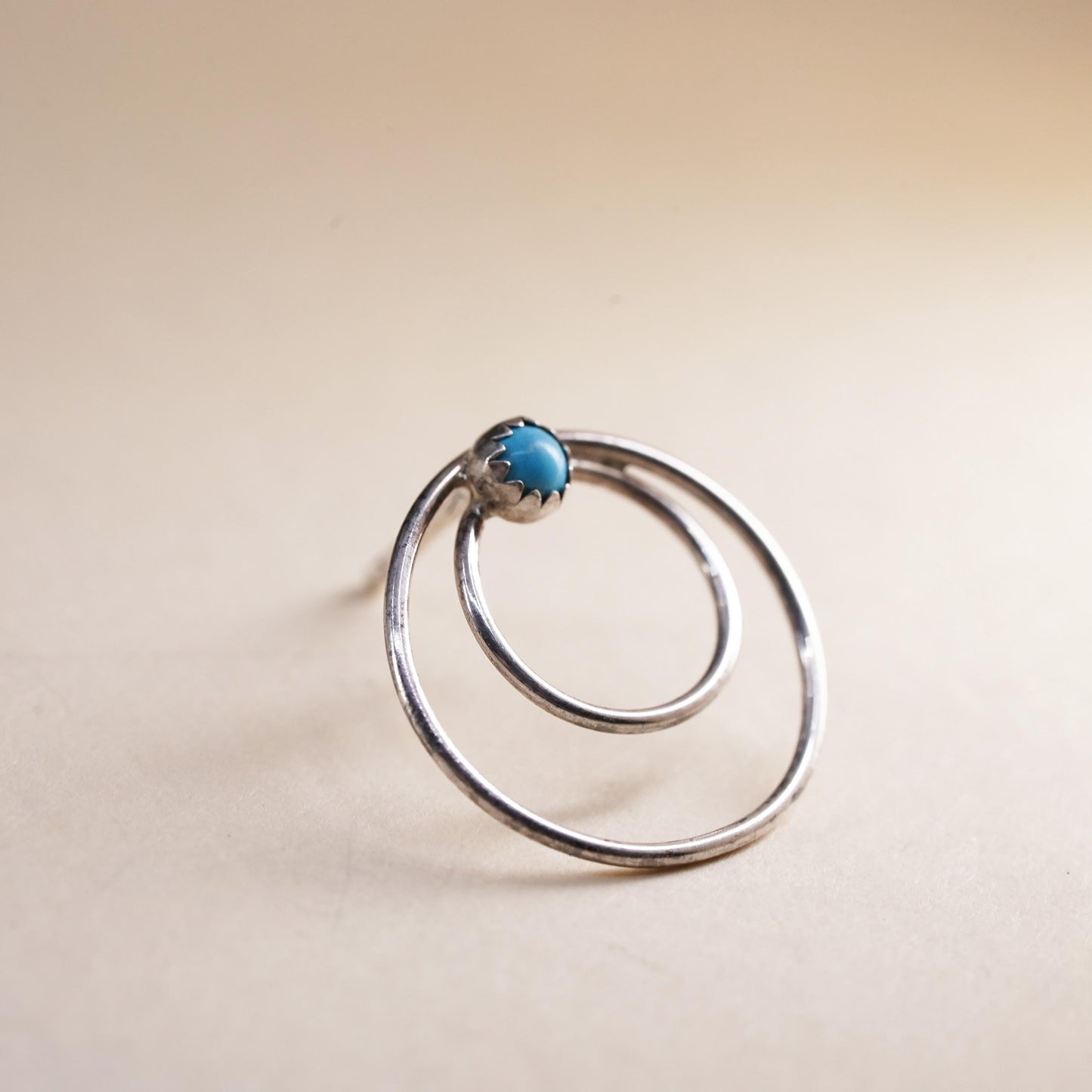 Vintage southwestern Sterling 925 silver stud with turquoise, single earring