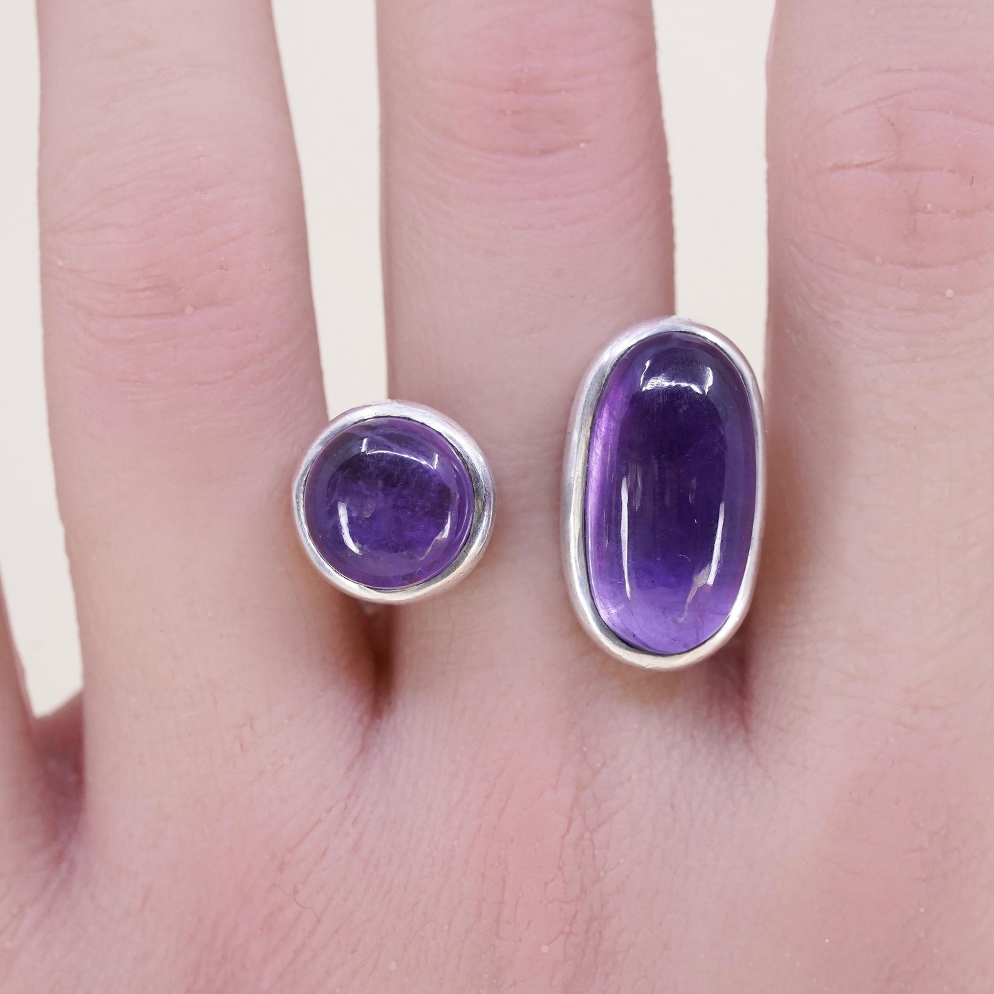 Size adjustable, southwestern Sterling silver ring, 925 band with amethyst