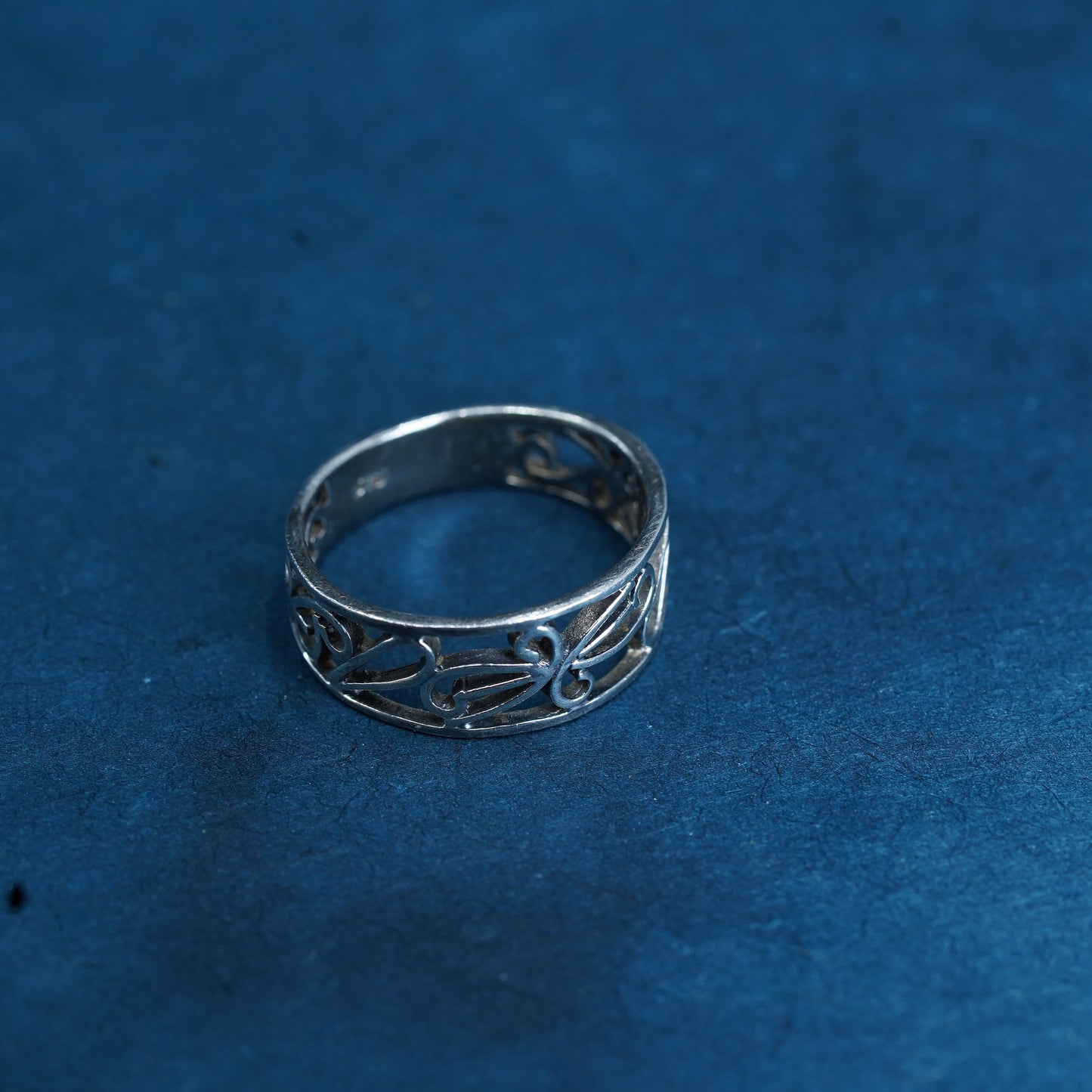 Size 7, vintage Sterling silver handmade ring, 925 Filigree swirl band