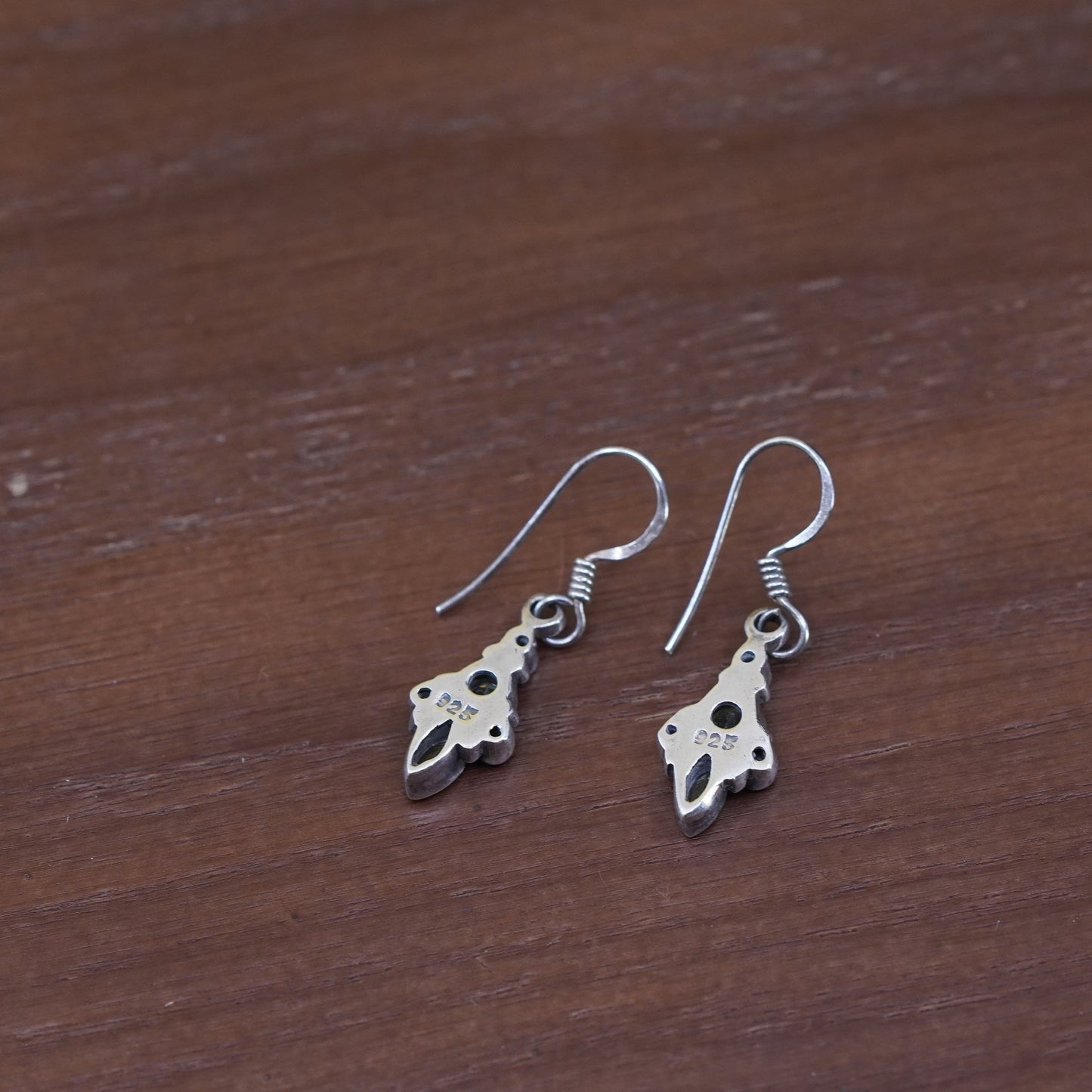 Vintage Sterling 925 silver handmade teardrop earrings with peridot