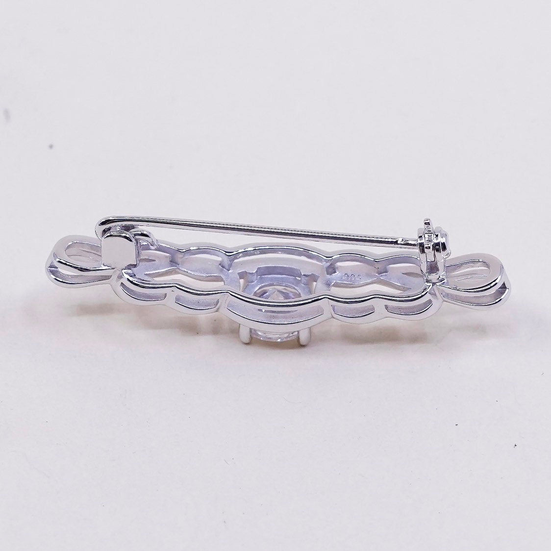 Vintage sterling silver handmade brooch, solid 925 silver entwined knot pin with Cz detail, simple, modern, stamped 925