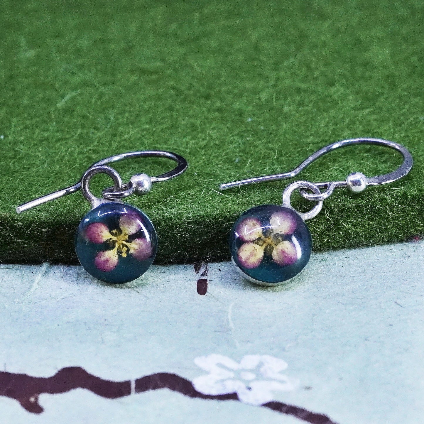 Vintage sterling 925 silver handmade circle earrings with resin