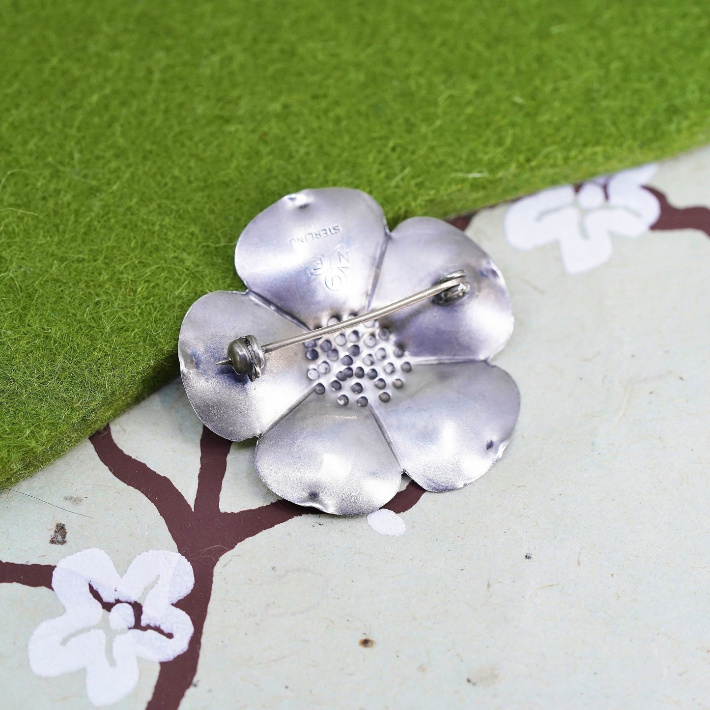 Vintage sterling silver dogwood flower shaped brooch, fine 925 silver brooch