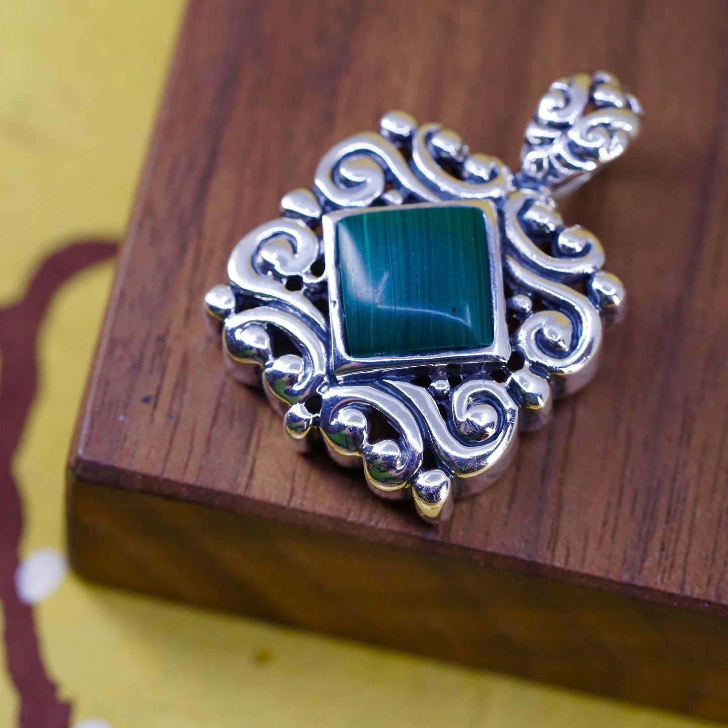 Vintage Sterling silver handmade pendant, 925 square filigree pendant malachite