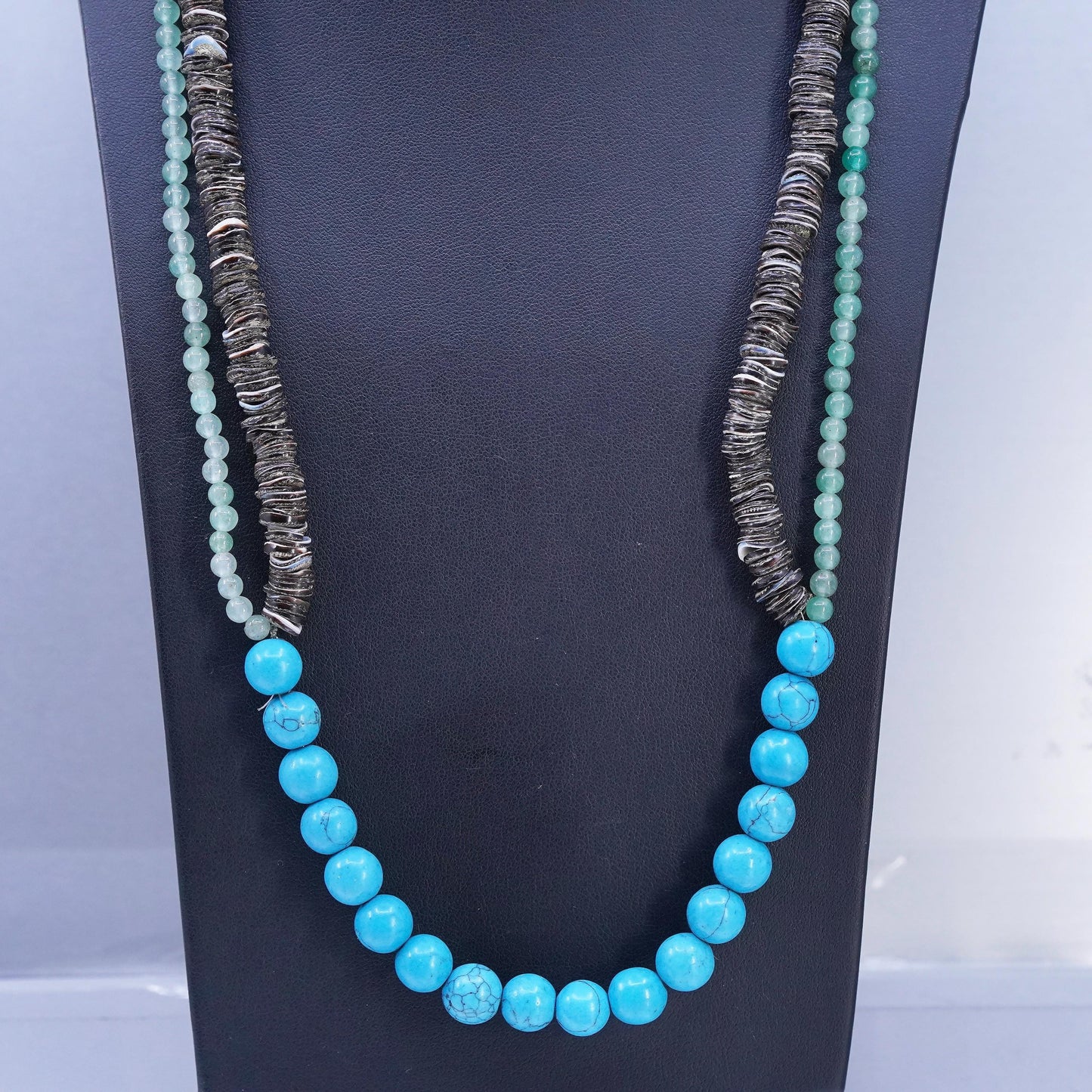 26", vintage Native American handmade heidhi necklace with turquoise beads and shell