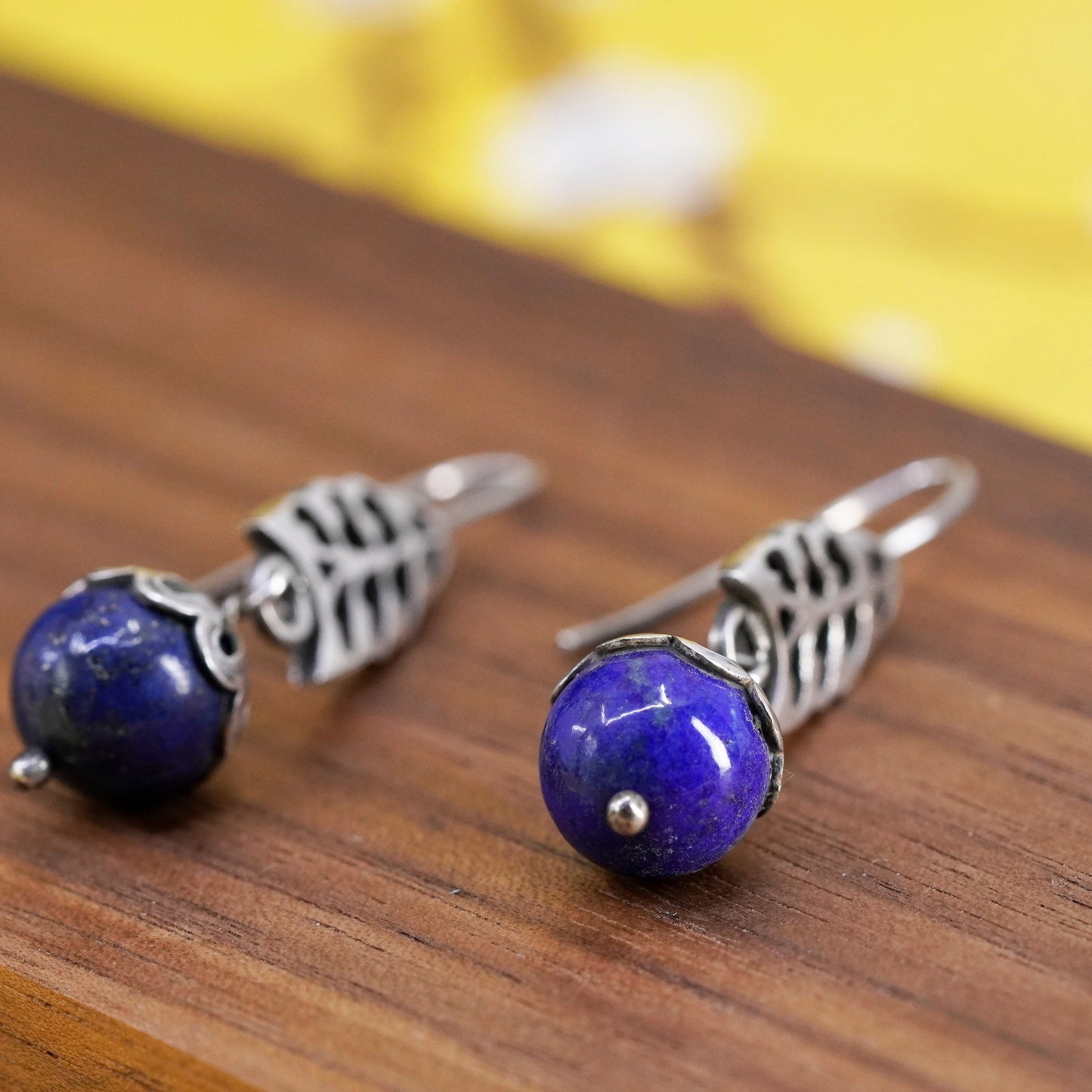 Vintage handmade sterling 925 silver leafy earrings with lapis lazuli bead