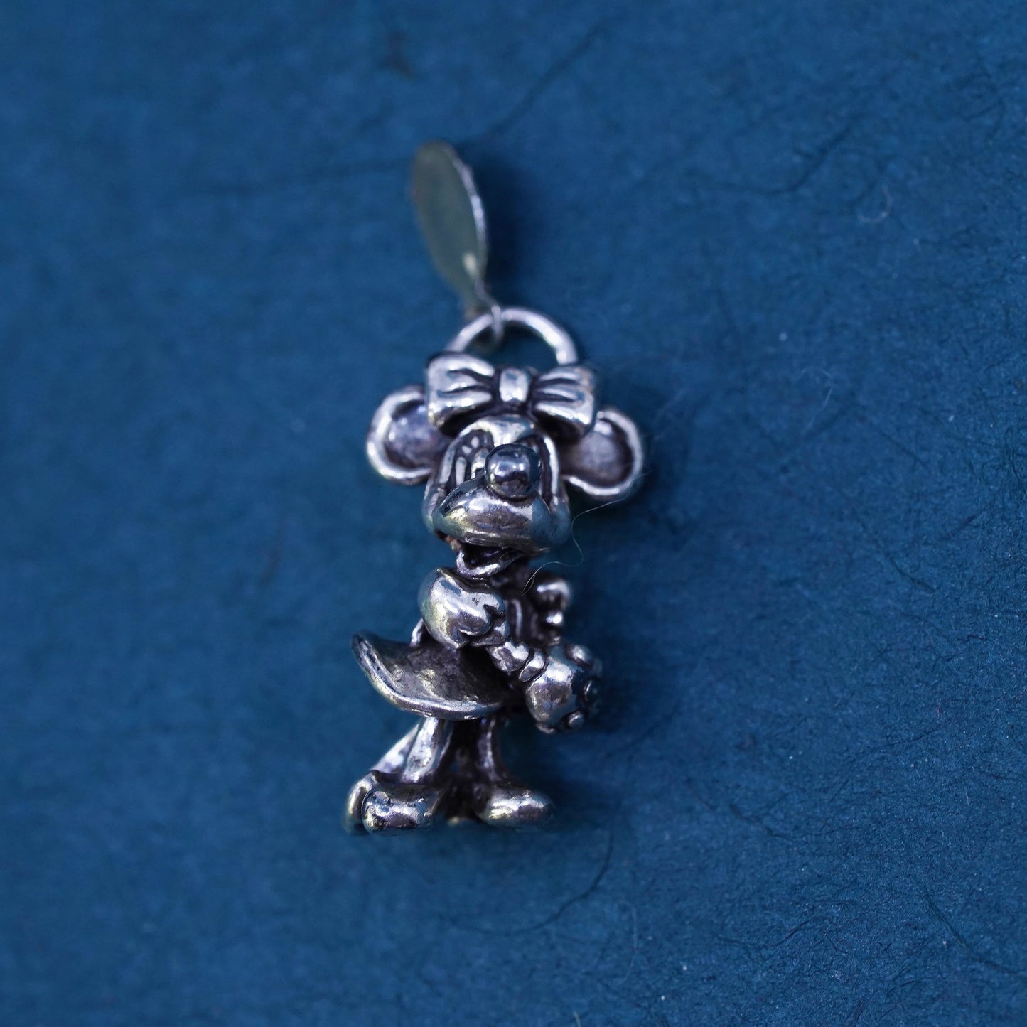 Vintage sterling silver 925 Mickey Mouse world traveler charm pendant