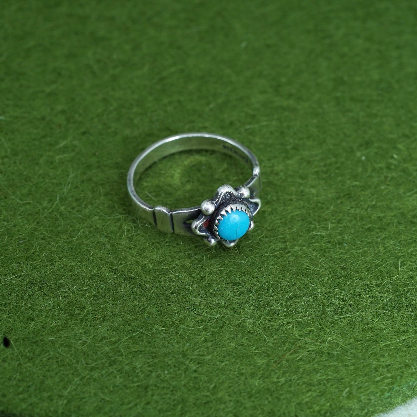 Size 5.25, Native American sterling silver ring, Navajo 925 band with turquoise