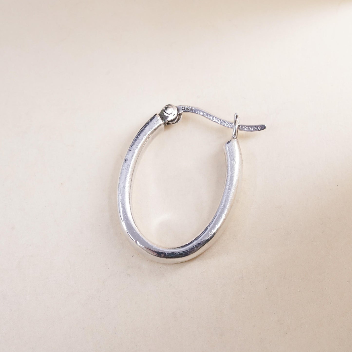 0.75”, Vintage sterling silver loop single earring, fashion primitive oval hoop