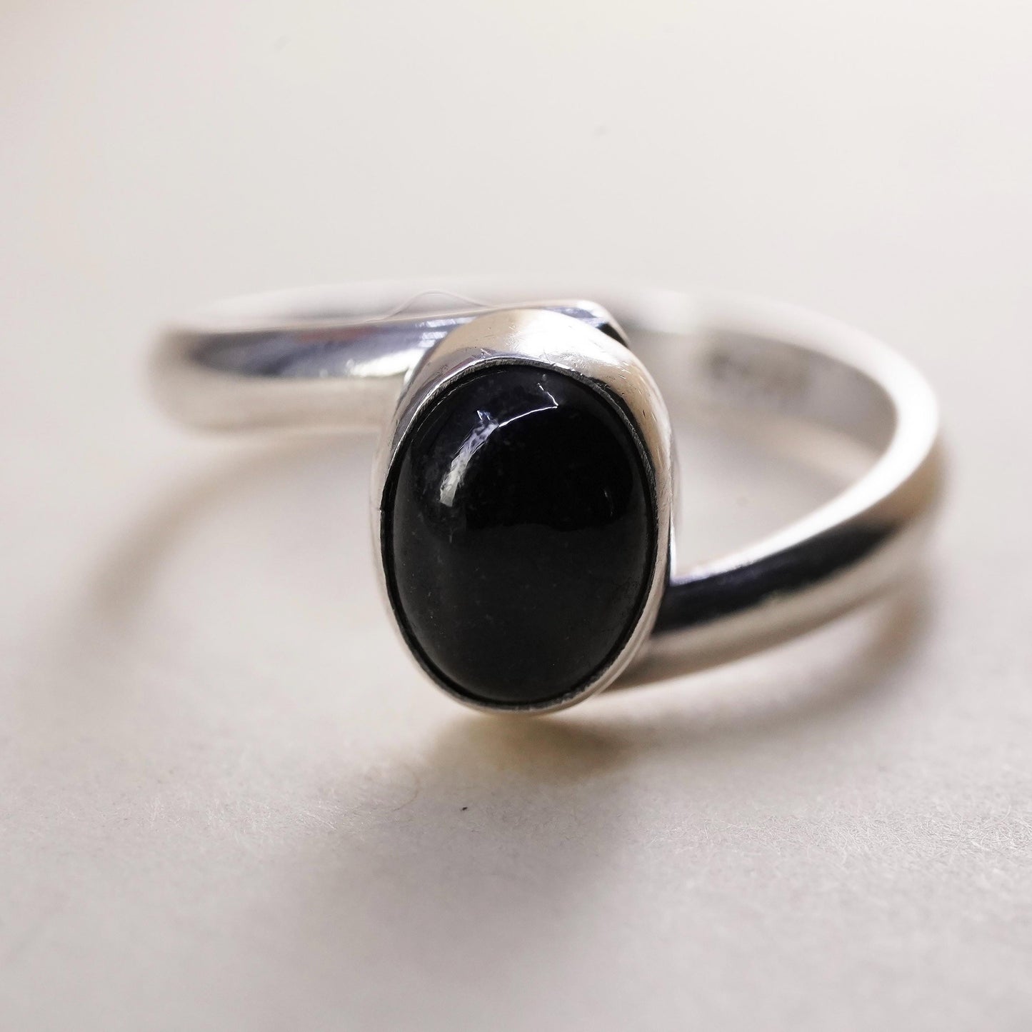 Size 5, vintage Sterling 925 silver handmade yin yang ring with onyx