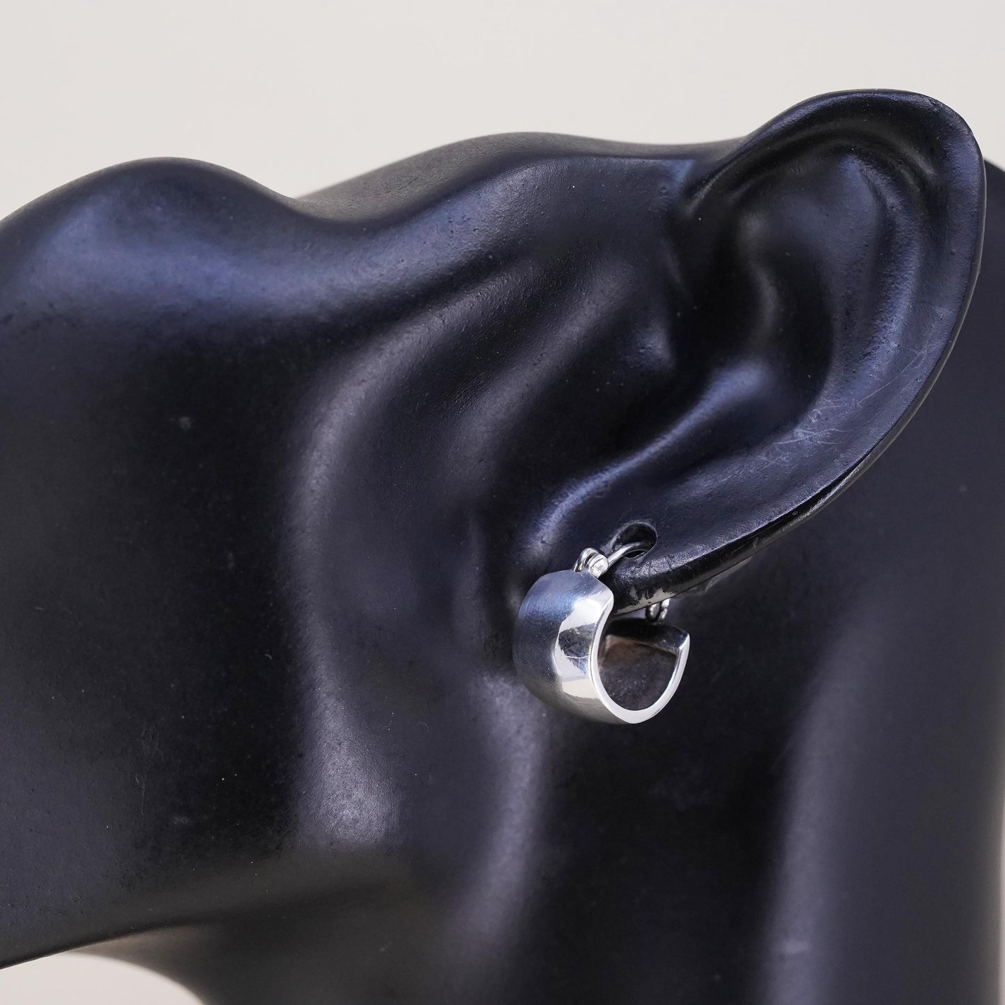 0.5”, Vintage sterling silver single earring, 925 huggie hoop