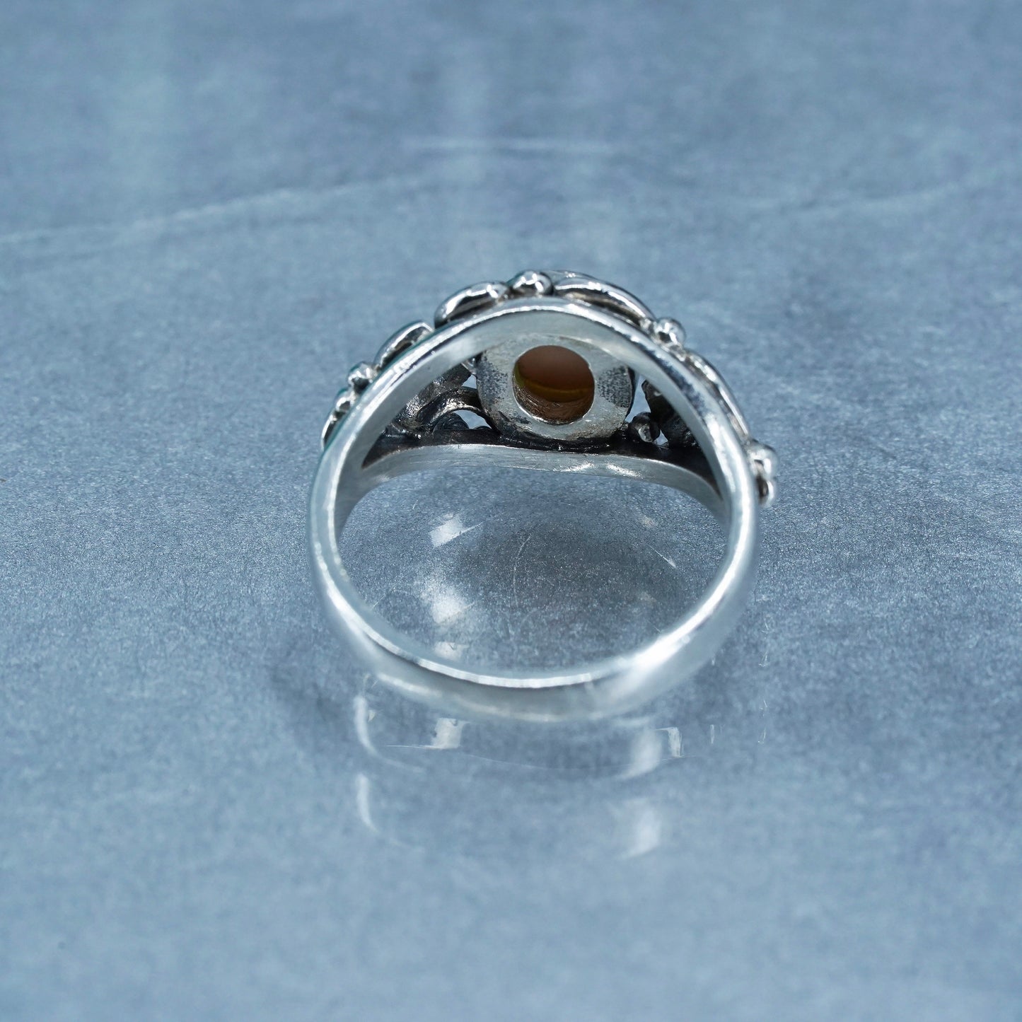 Size 8.25, Sterling 925 silver ring with pink mother of pearl and hearts around