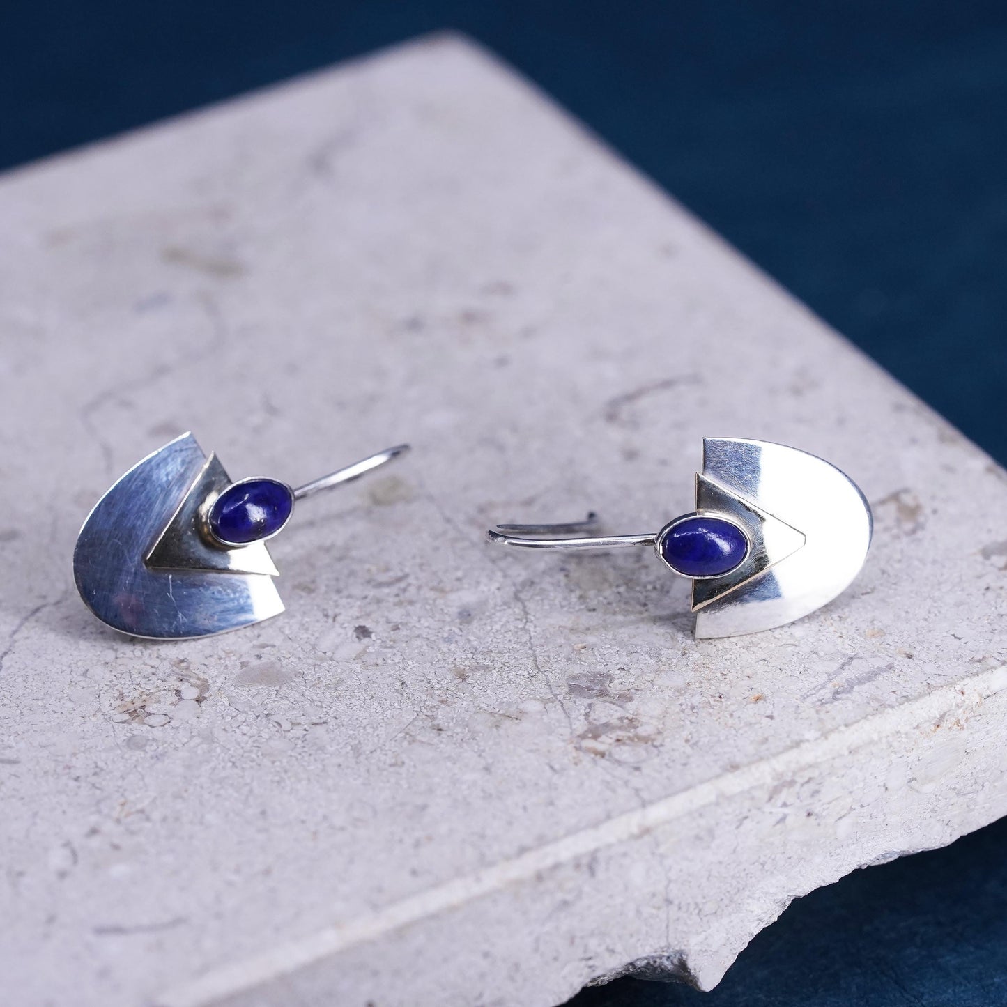 Vintage modern sterling silver earrings, 925 two tone discs with lapis lazuli
