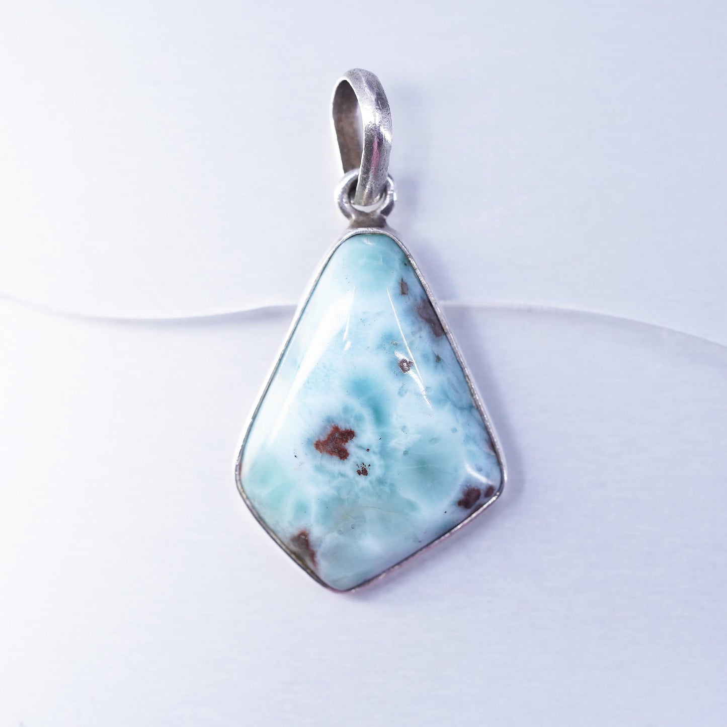 vintage sterling 925 silver handmade pendant with oval larimar