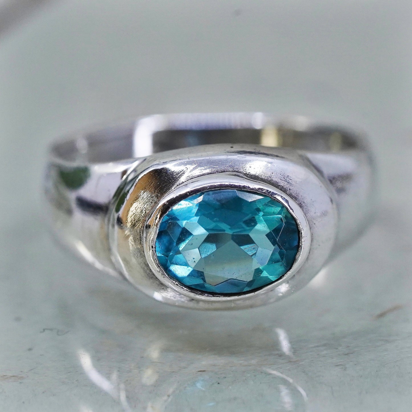 Size 7, vintage Sterling silver statement ring, 925 band with oval blue topaz