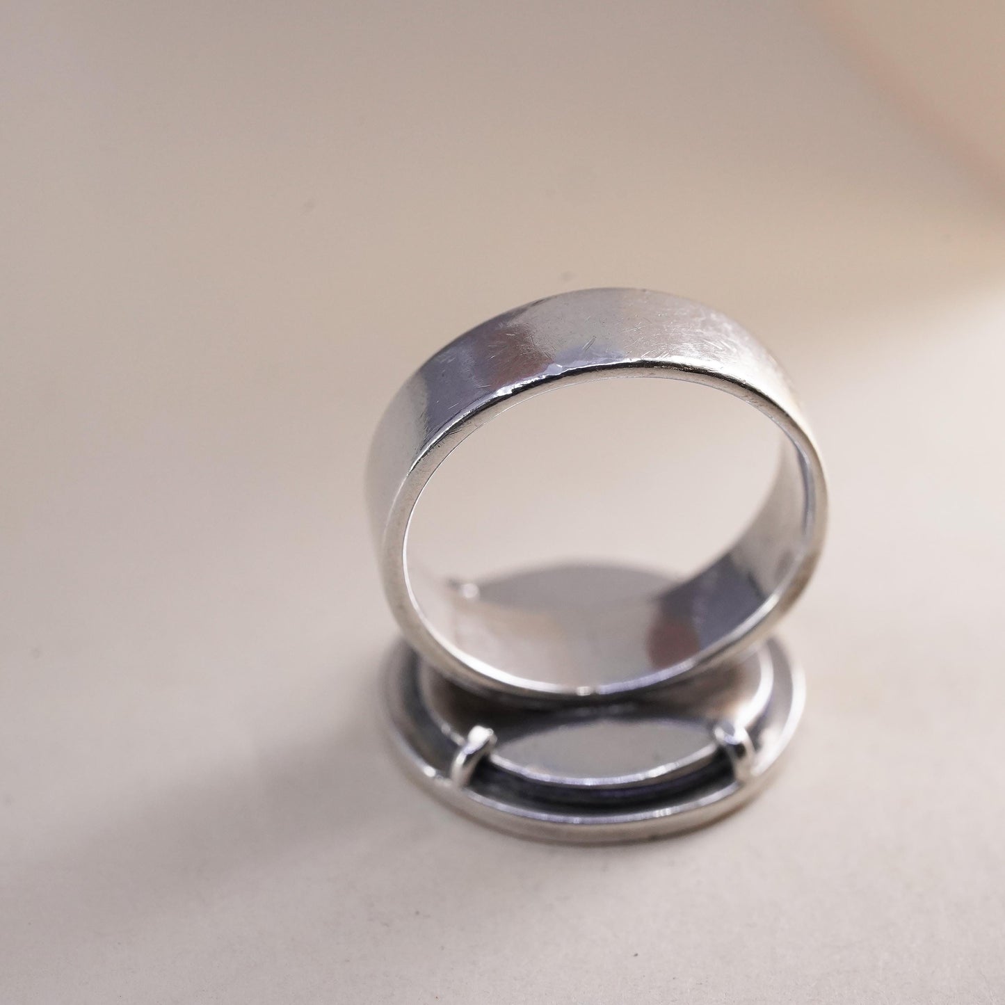 Size 6.5, VTG modern sterling silver handmade ring, 925 statement circle band