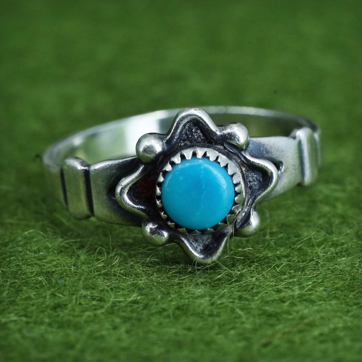 Size 5.25, Native American sterling silver ring, Navajo 925 band with turquoise