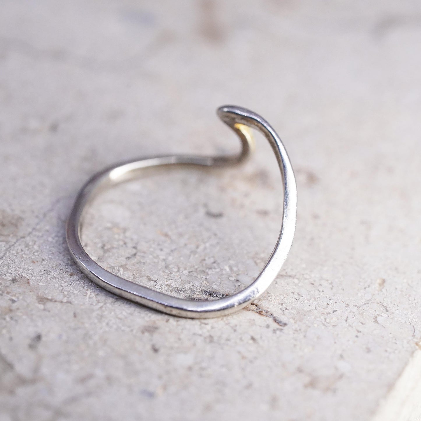Size 7, VTG Sterling silver handmade wavy wave ring, stackable 925 band wave