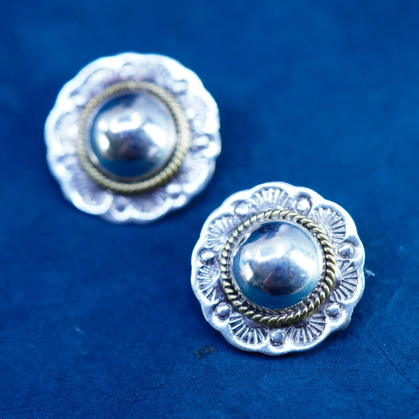 two tone Sterling silver earrings, 925 flower clip on with brass cable around