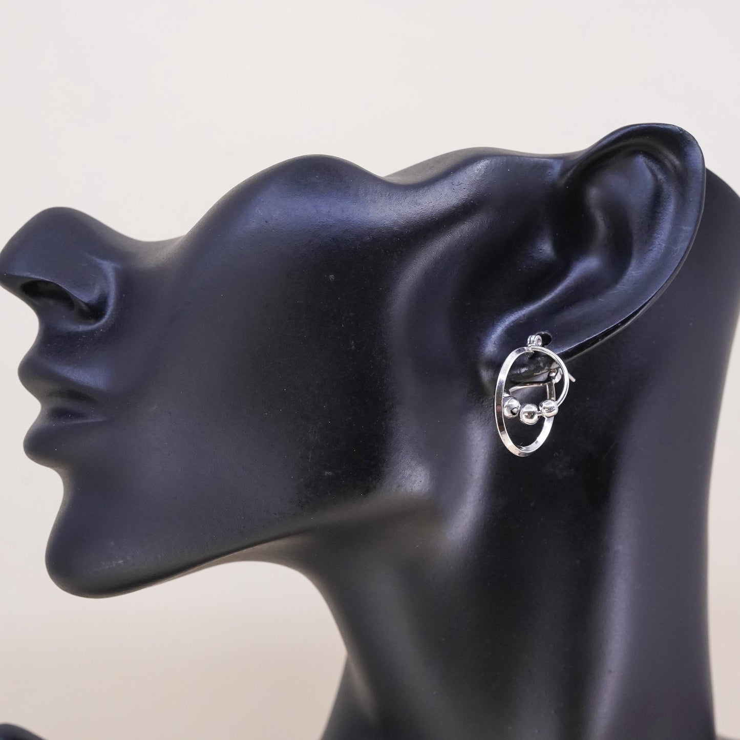 0.75", Vintage sterling silver loop single earring, entwinted hoop with beads
