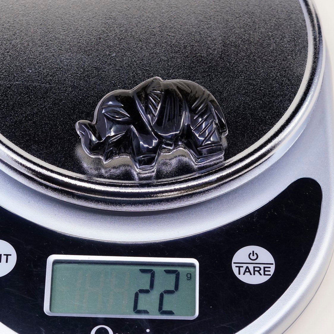 Vintage sterling silver handmade brooch, fine 925 silver engraved onyx elephant pin, silver Tested