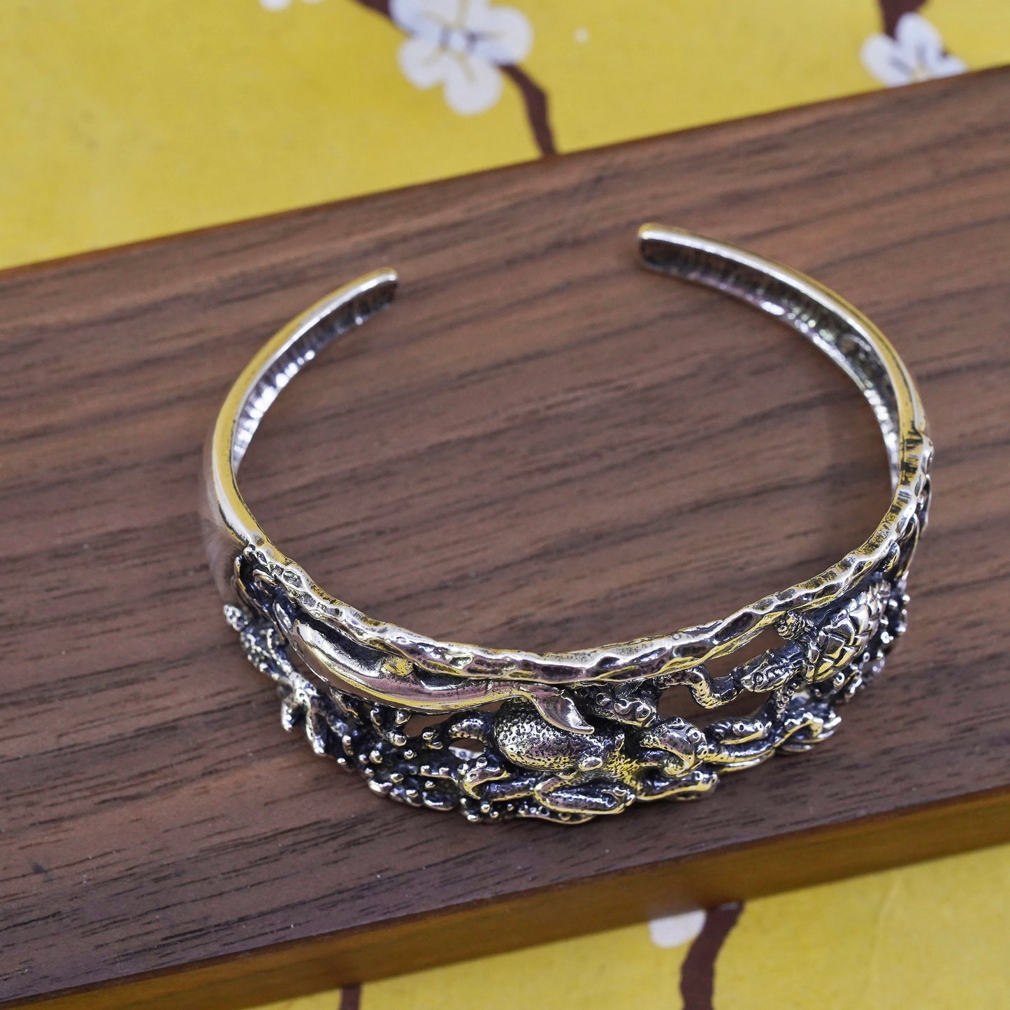 6.5", sterling silver SC bracelet, 925 sea animal octopus dolphin turtle cuff