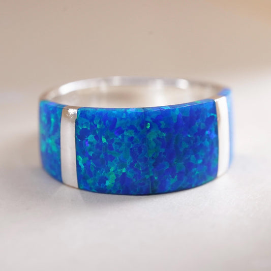 Size 7.5, vintage Sterling silver handmade ring, 925 band with opal inlay