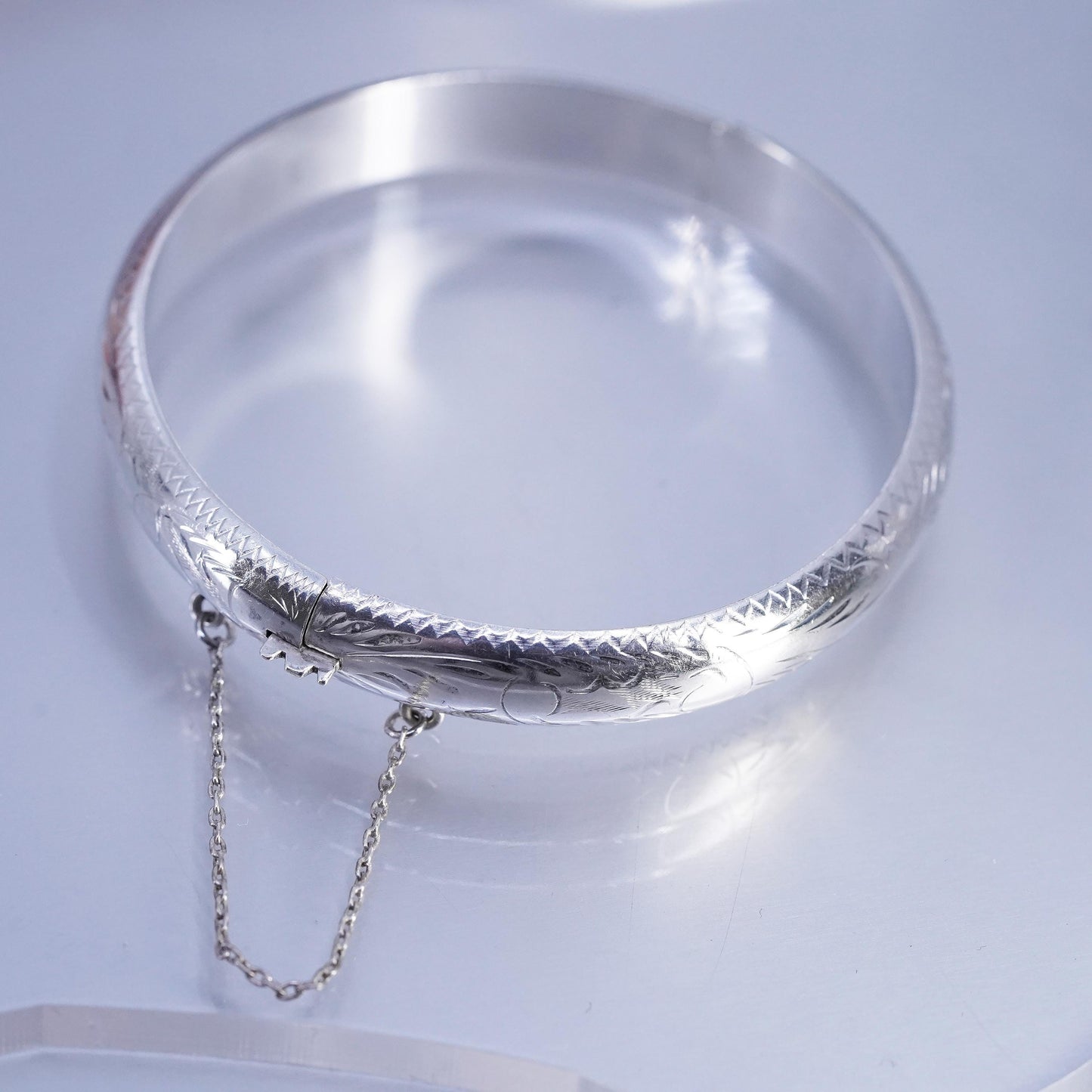 7.25”, Vintage Sterling 925 silver handmade bracelet, textured hinged bangle