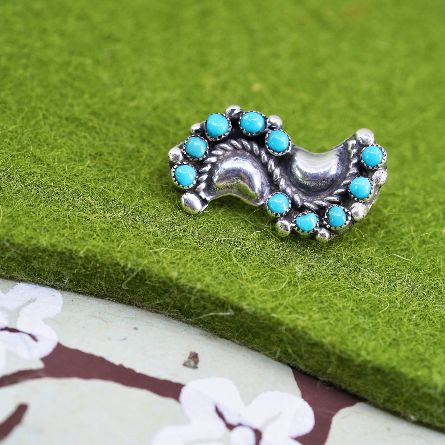 Native American Navajo sterling silver 925 handmade brooch with turquoise