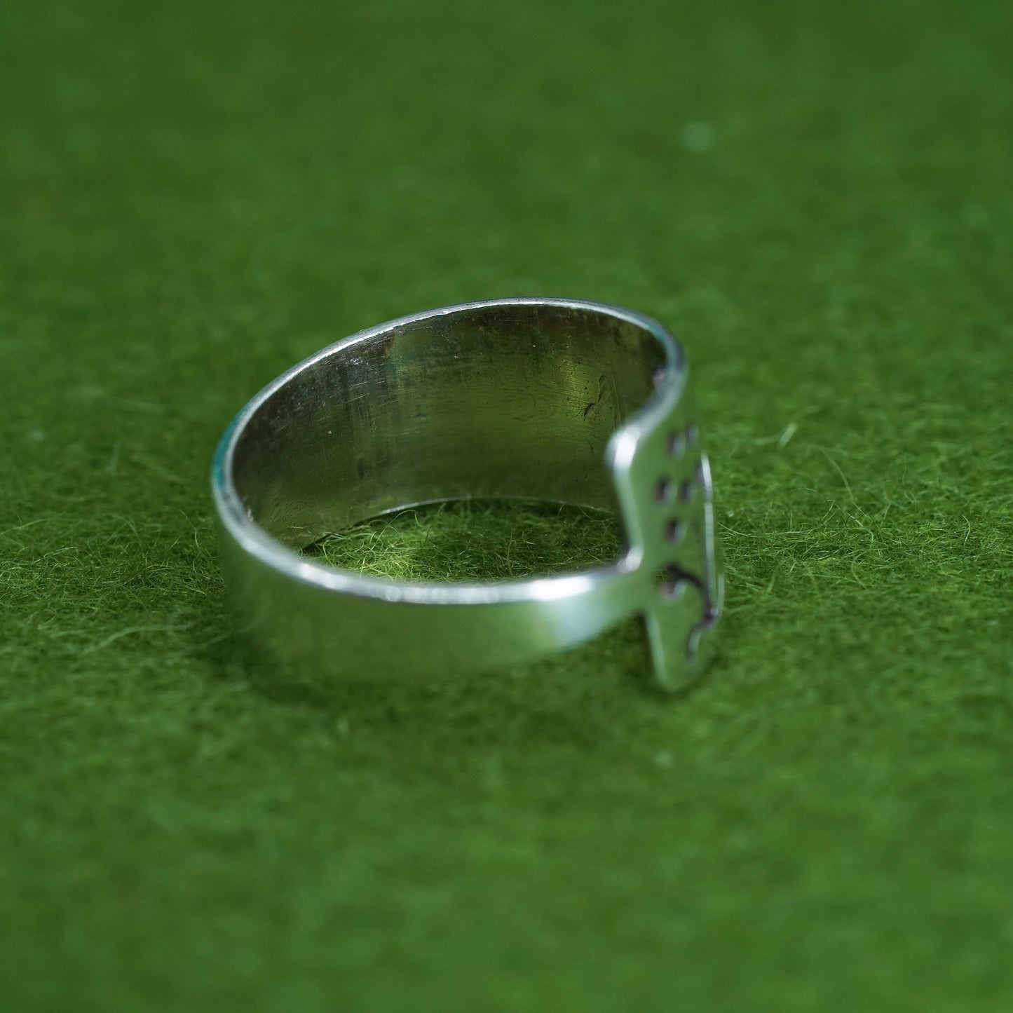 Size 6, sterling silver handmade ring, 800 band with flower and girl cut out
