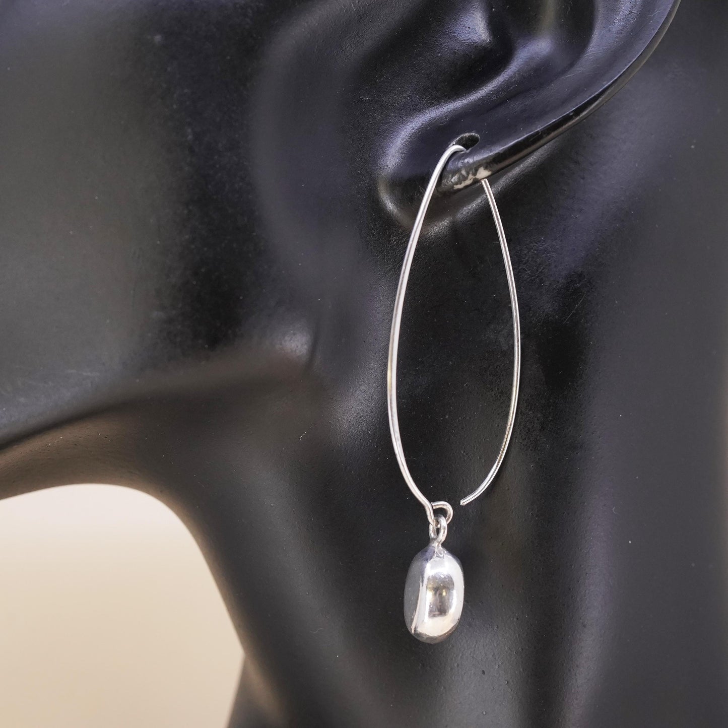 Silpada Sterling 925 silver W2032 Oval Drop Dangle Threader single earring Bean