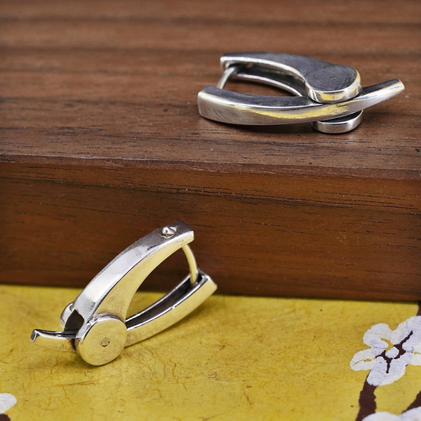 0.75", vintage modernist Sterling silver handmade earrings, 925 huggie hoops