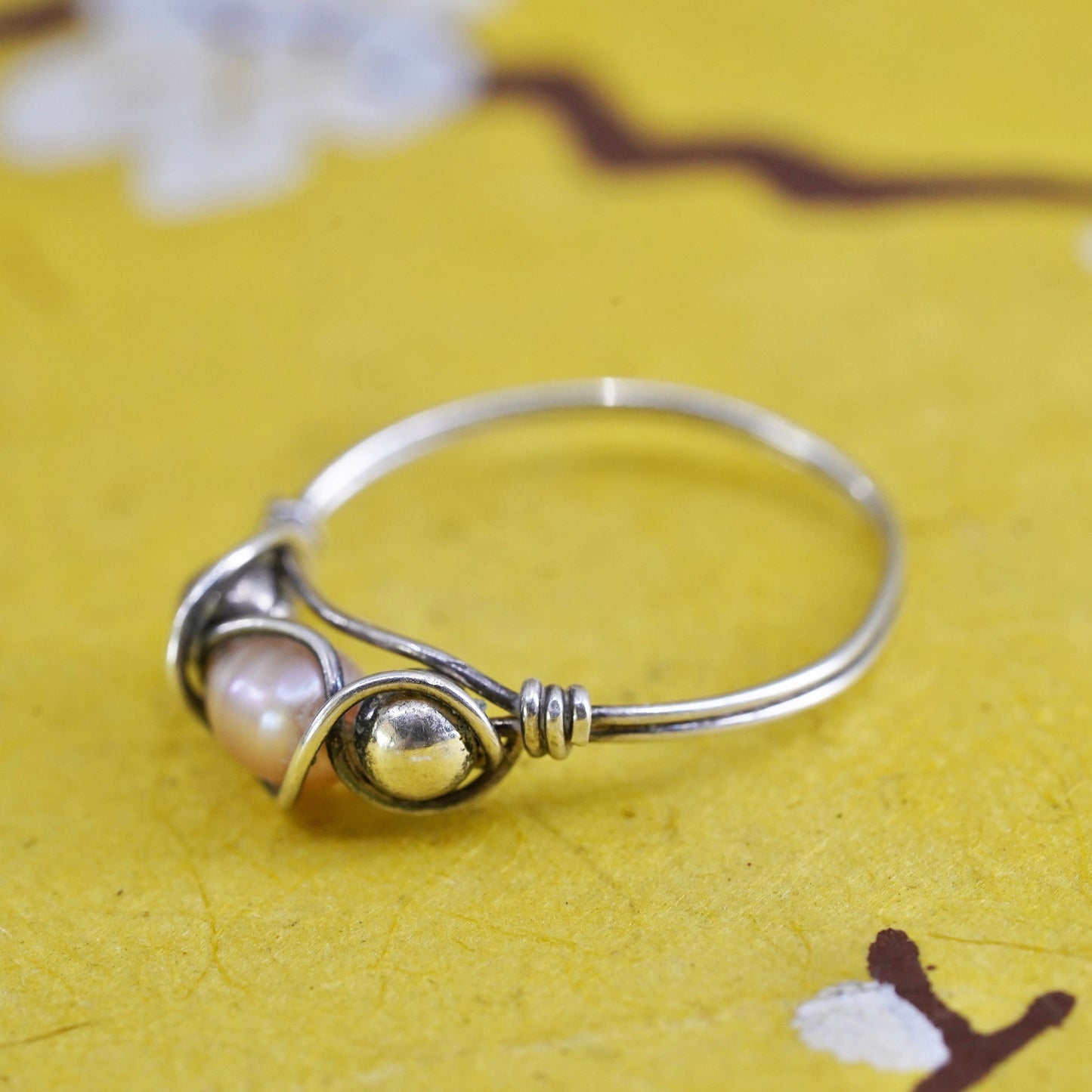 Size 6, vintage Sterling 925 silver handmade wired ring with freshwater pearl